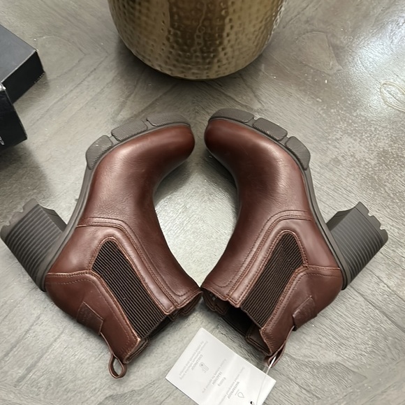 NATURALIZER MINDY WATERPROOF BOOTIE - Picture 6 of 12